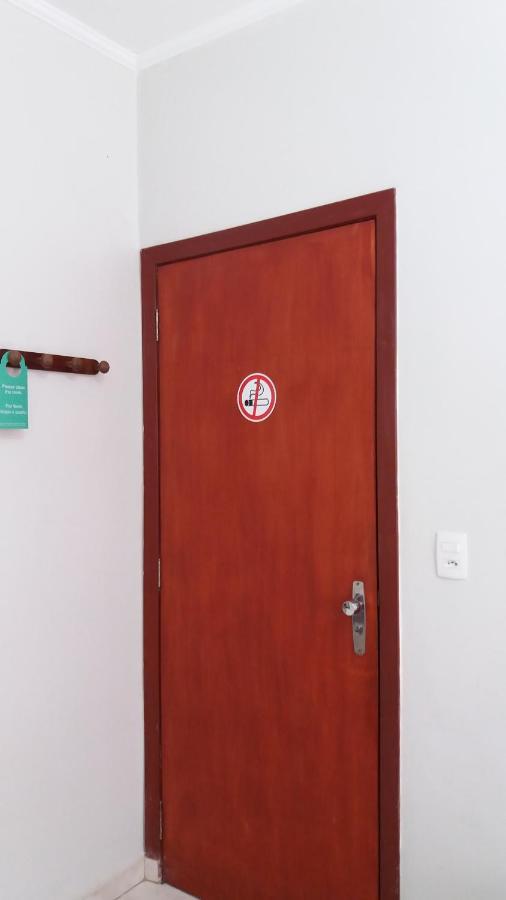 Casa de hóspedes Apeninos Basicas 2*